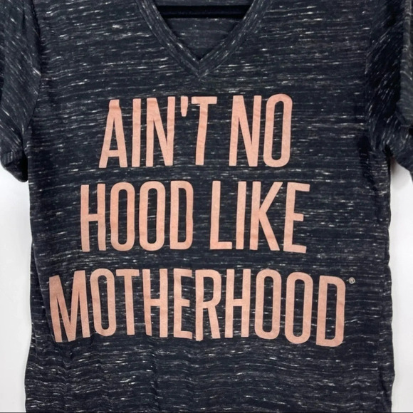 Mom Saying Graphic Short Sleeve V-Neck Graphic T-Shirt Sz Small - Picture 5 of 6